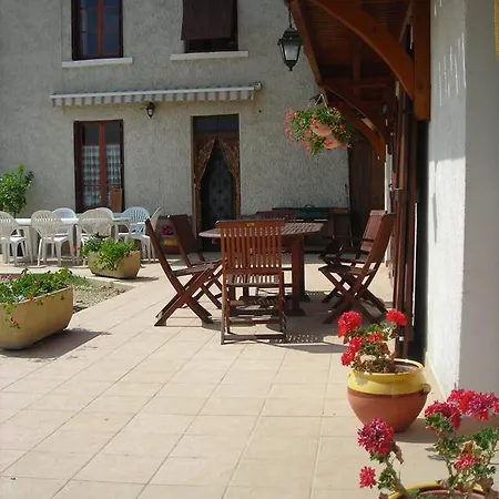La Bardeliere Villa Corbelin Exterior photo