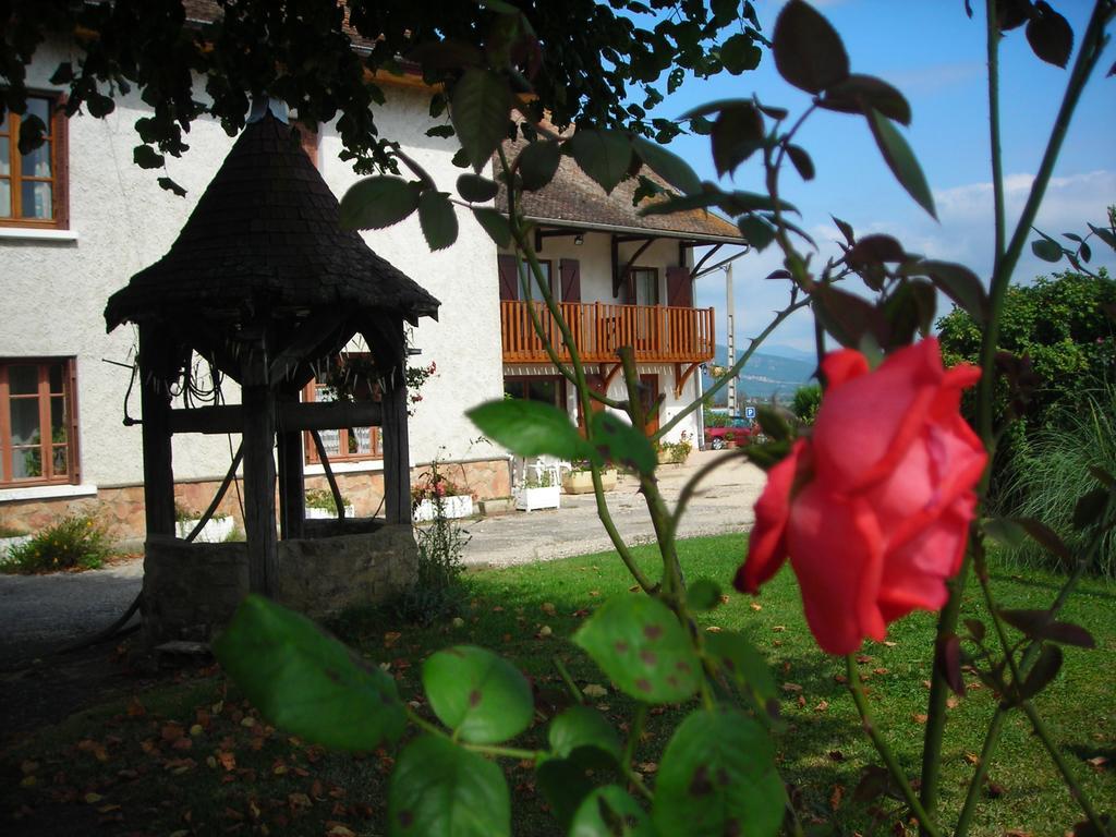 La Bardeliere Farm stay *