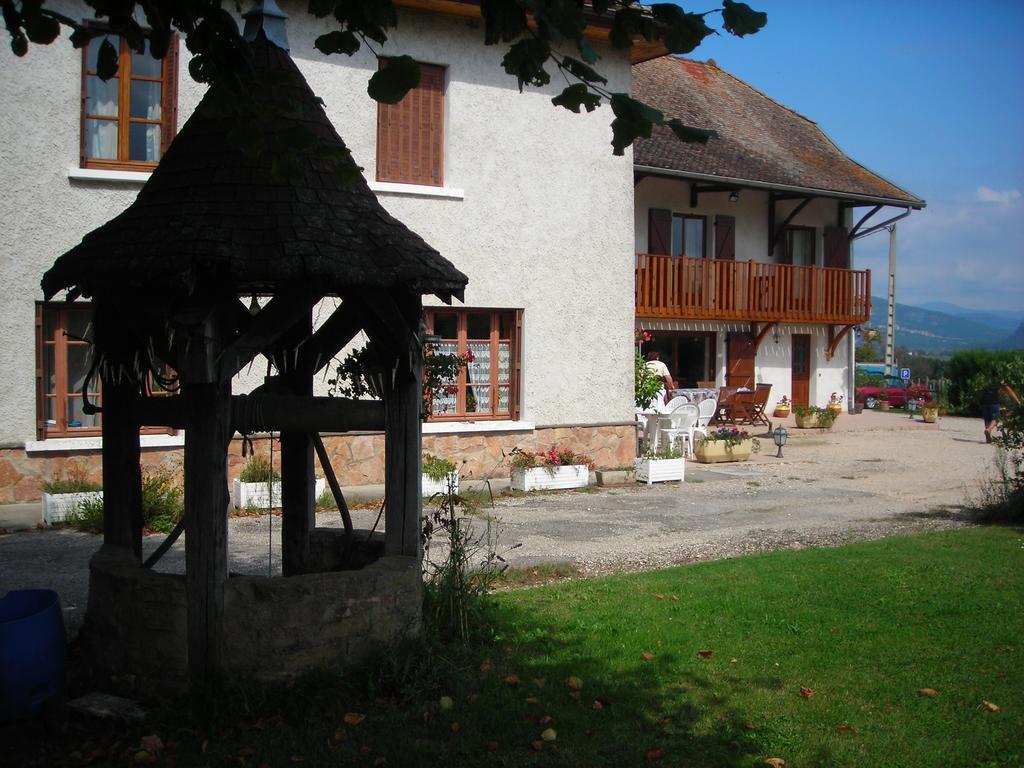 La Bardeliere Farm stay Corbelin