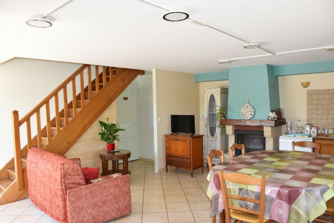 La Bardeliere Farm stay Corbelin